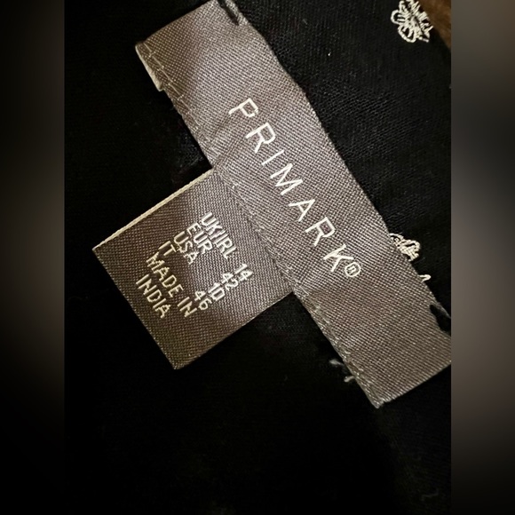 Sold in Bundle- PRIMARY button down top, Size 10 - Picture 4 of 7